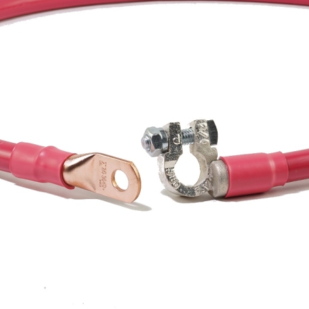 A close up of the right-angle terminal and lug at the ends of the wire set.