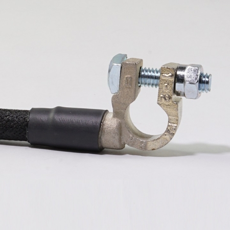 right angle battery terminal detail photo