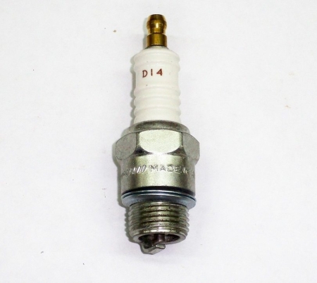 #D14, Champion Spark Plug (18mm)